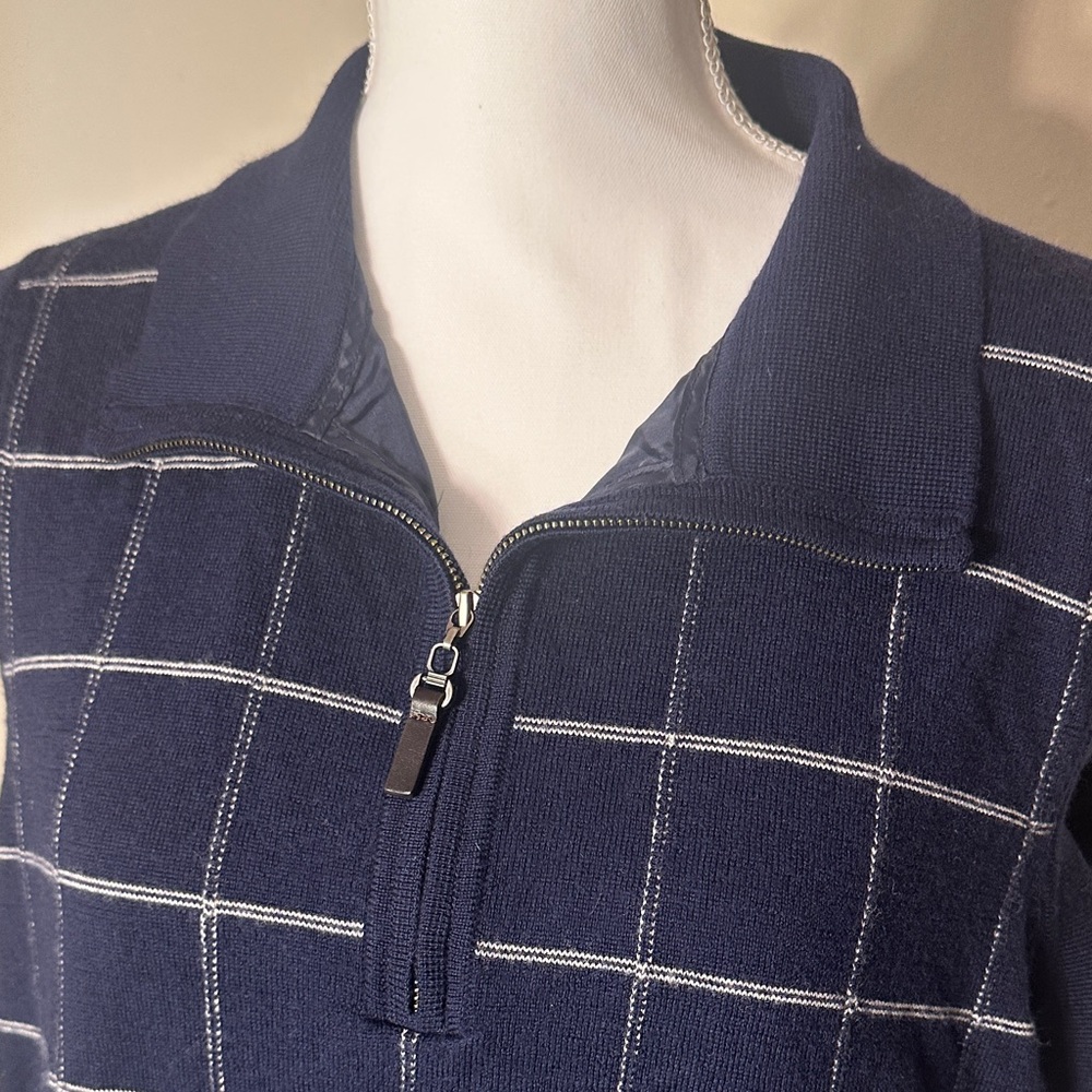 Fairway & Greene Blue with white stripe 1/4 zip Vest - Picture 2 of 8